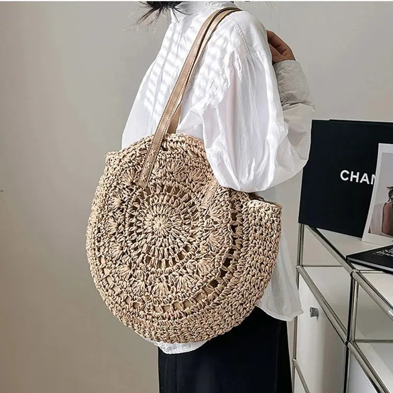 Women's Summer Straw Beach Shoulder Bag with Large Capacity and Hollow Out Design